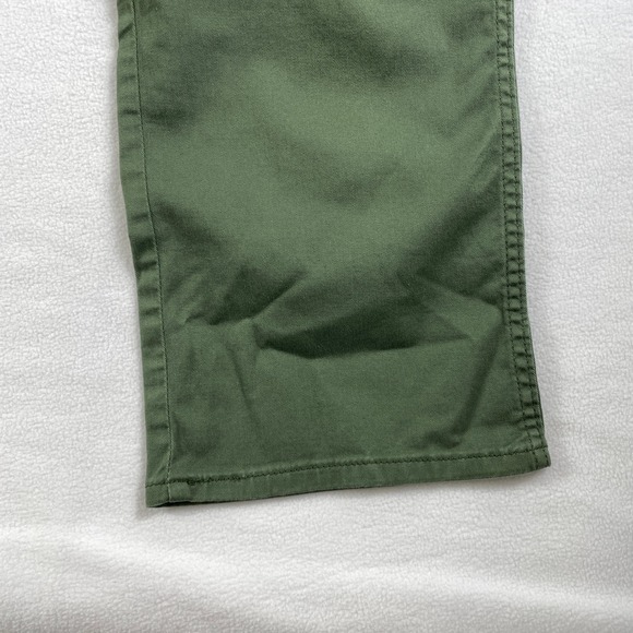 Levi's Women's Utility Pants Olive Green High Rise Wide Leg Cargo Style 12 31x27 - Picture 2 of 4